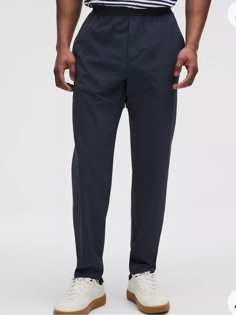 Lululemon Men's Navy Jogger Pants - Comfortable Casual Wear